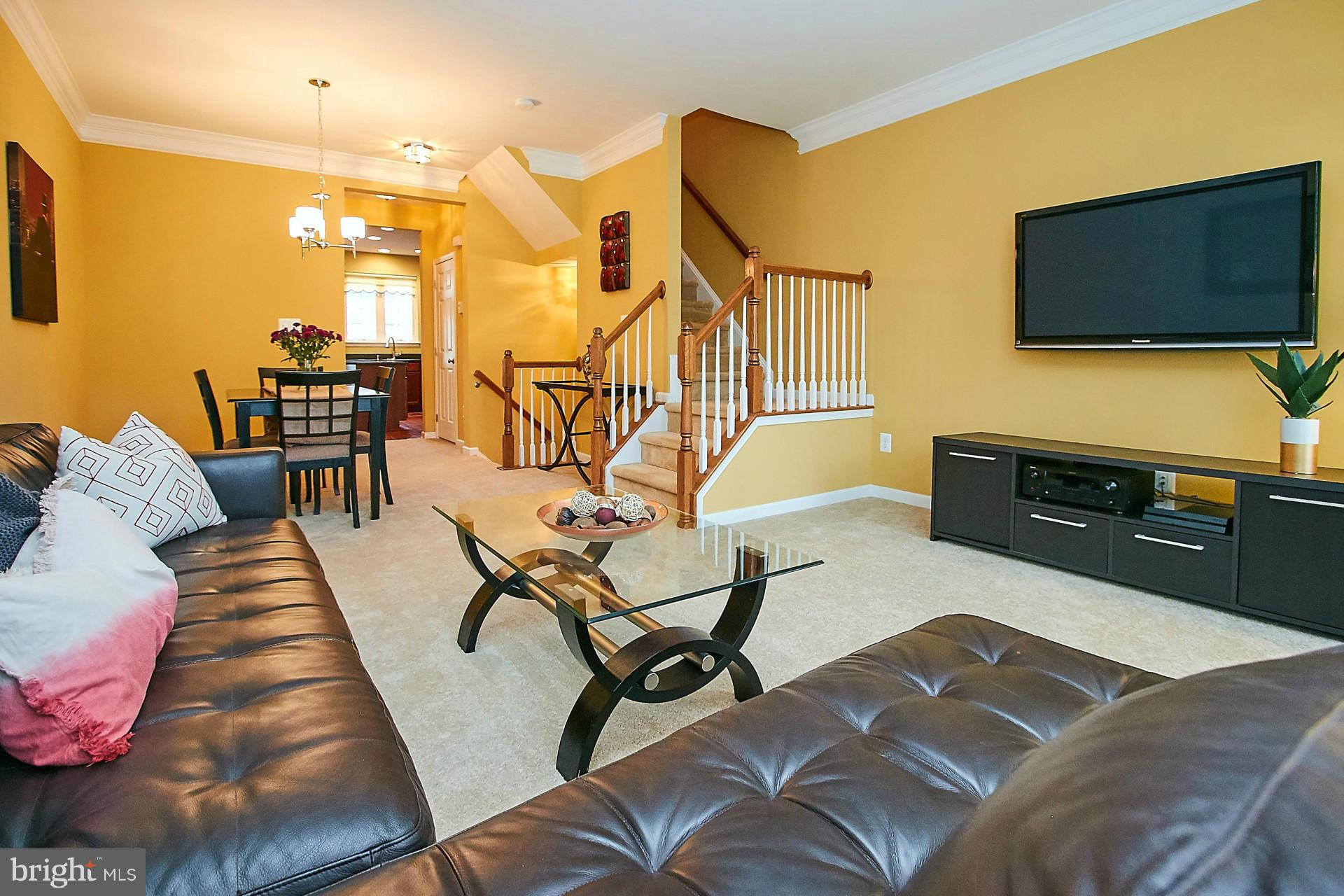 SOUTH RIDING - Residential