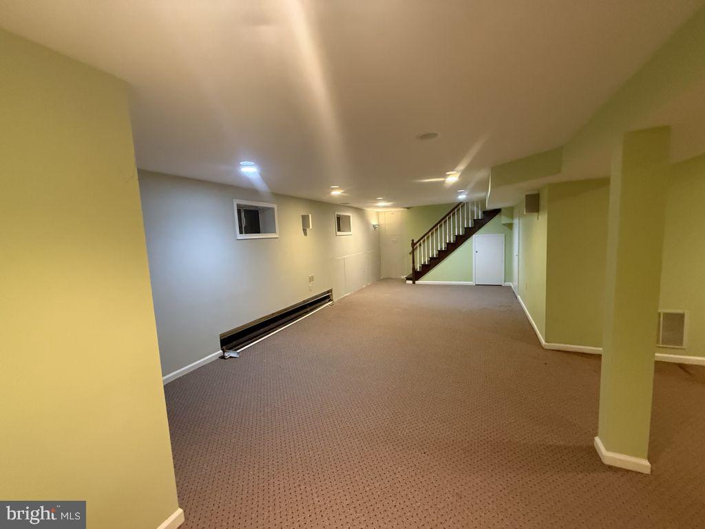 WOODSIDE ESTATES - Residential