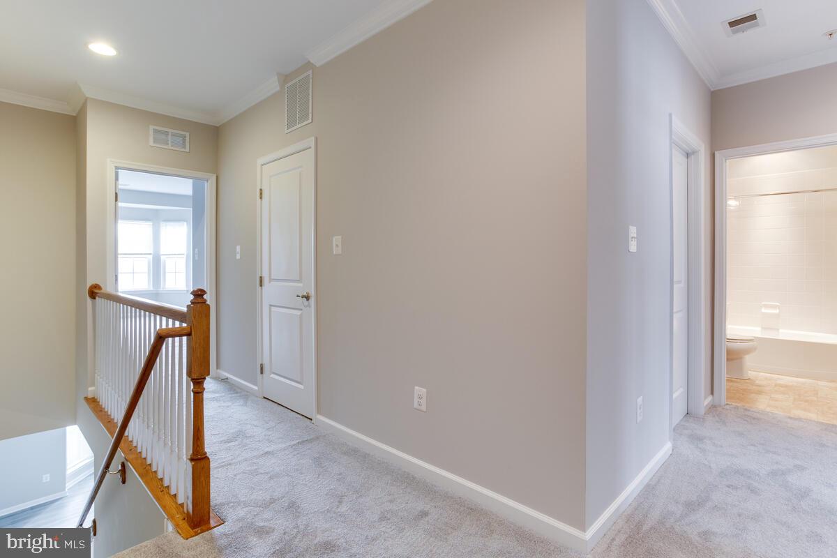 TOWN CENTER COMMONS - Residential