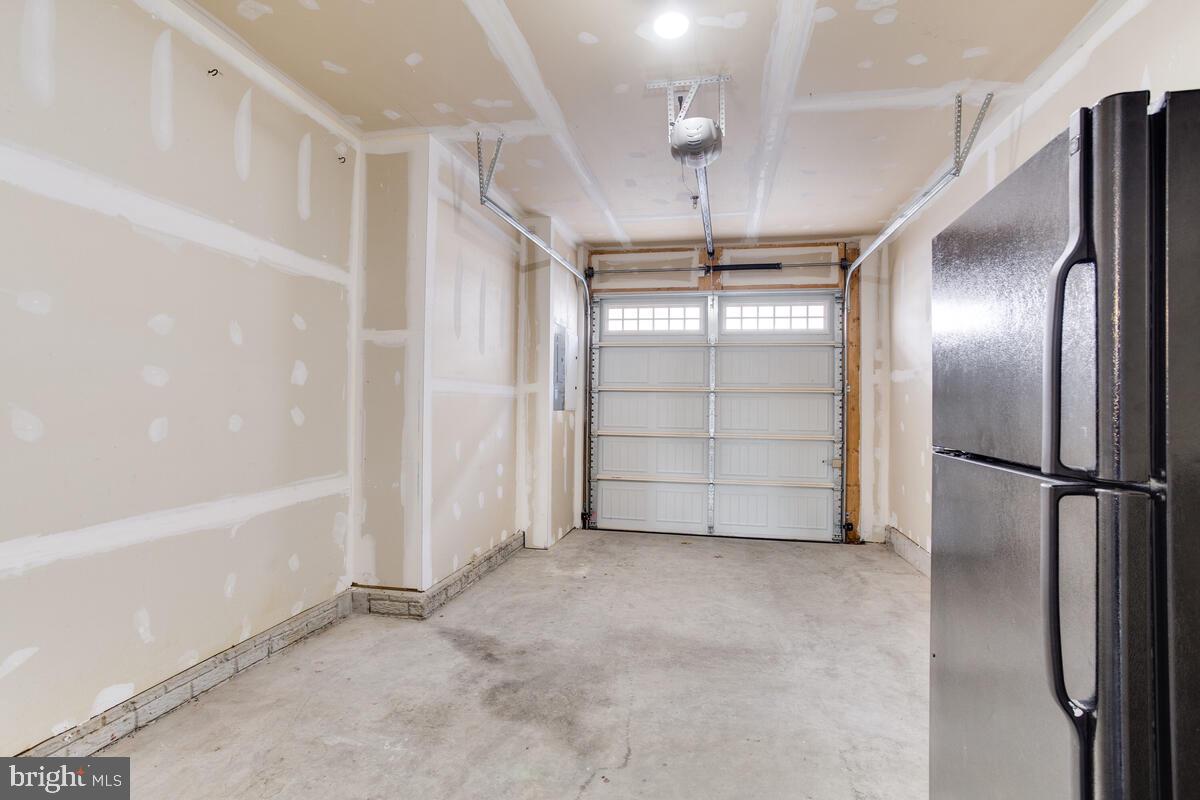 TOWN CENTER COMMONS - Residential