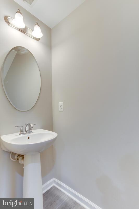 TOWN CENTER COMMONS - Residential