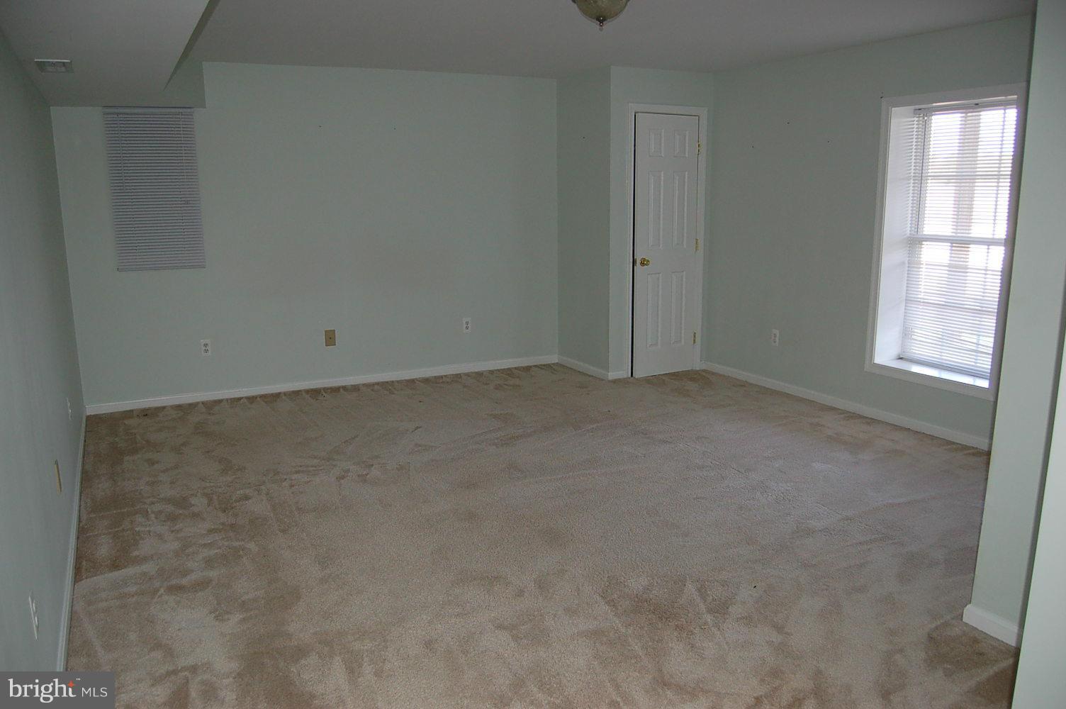 APPLE GROVE - Residential Lease