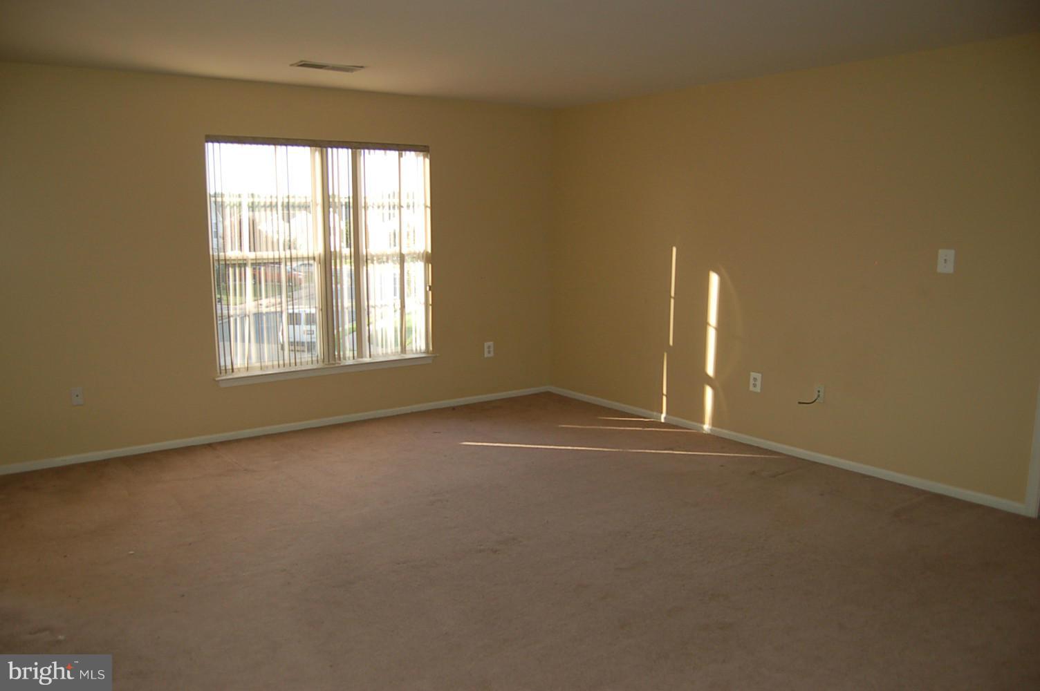 APPLE GROVE - Residential Lease