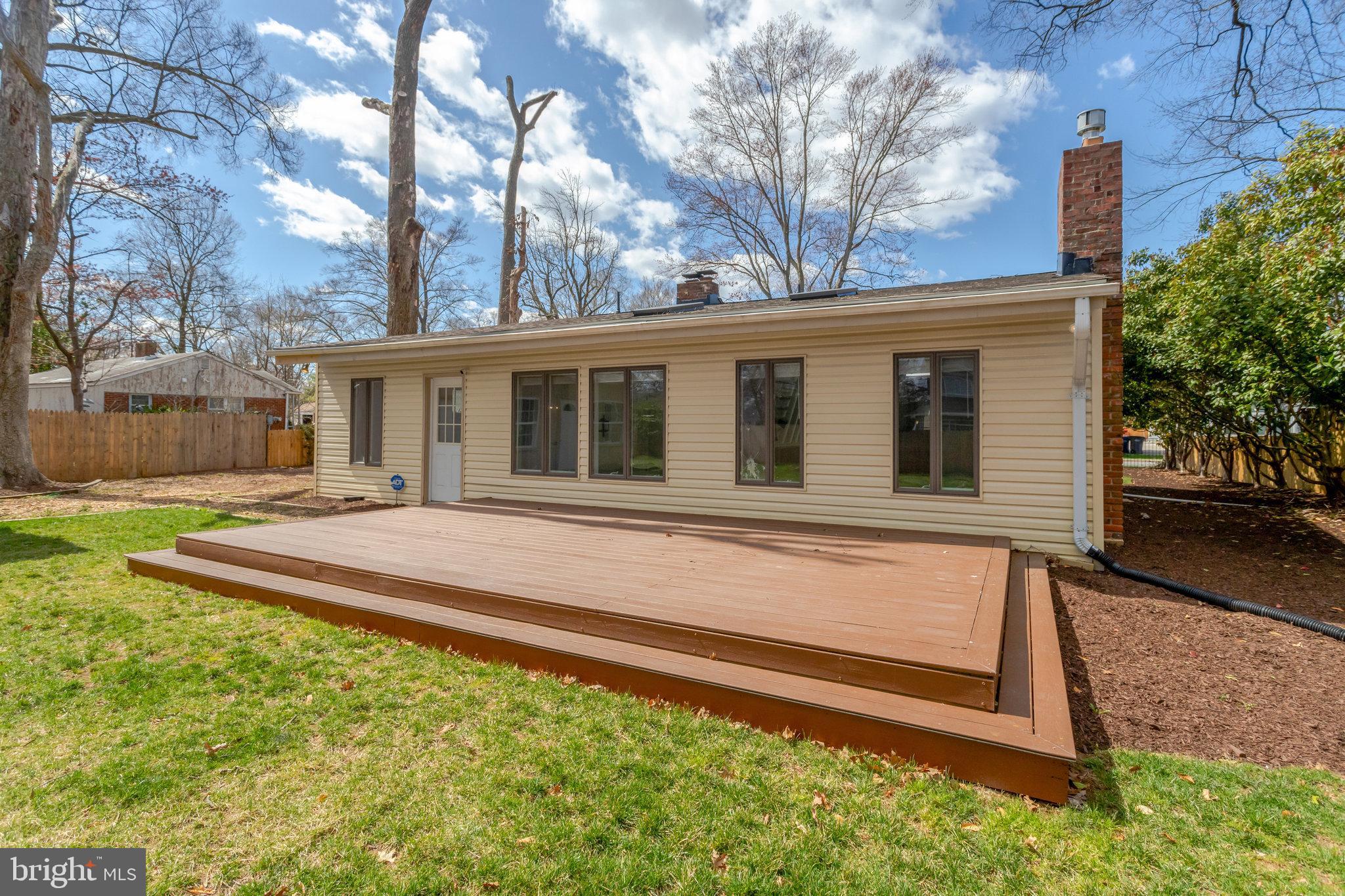 MT VERNON WOODS - Residential Lease