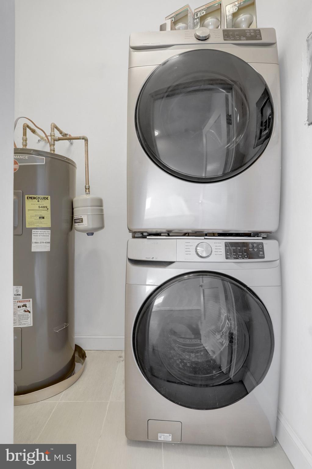 MT VERNON WOODS - Residential Lease