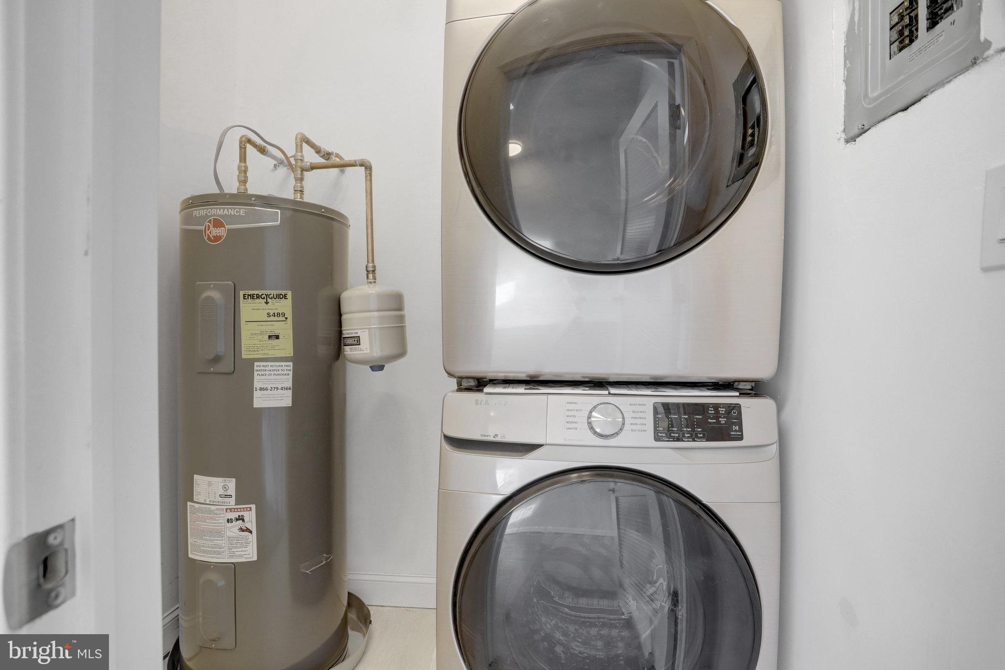 MT VERNON WOODS - Residential Lease