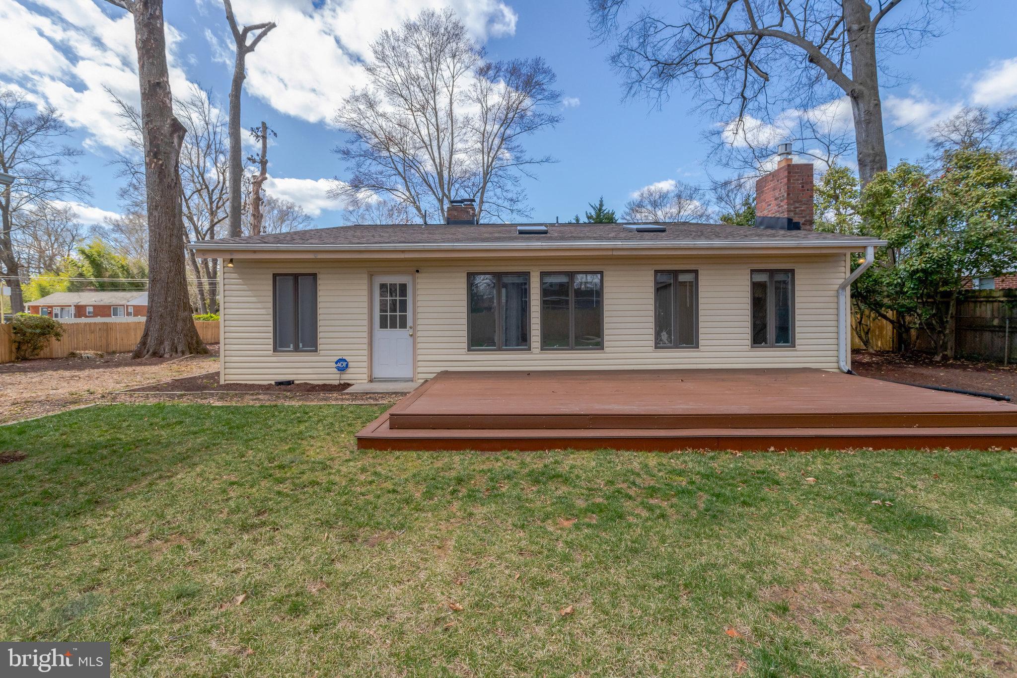 MT VERNON WOODS - Residential Lease