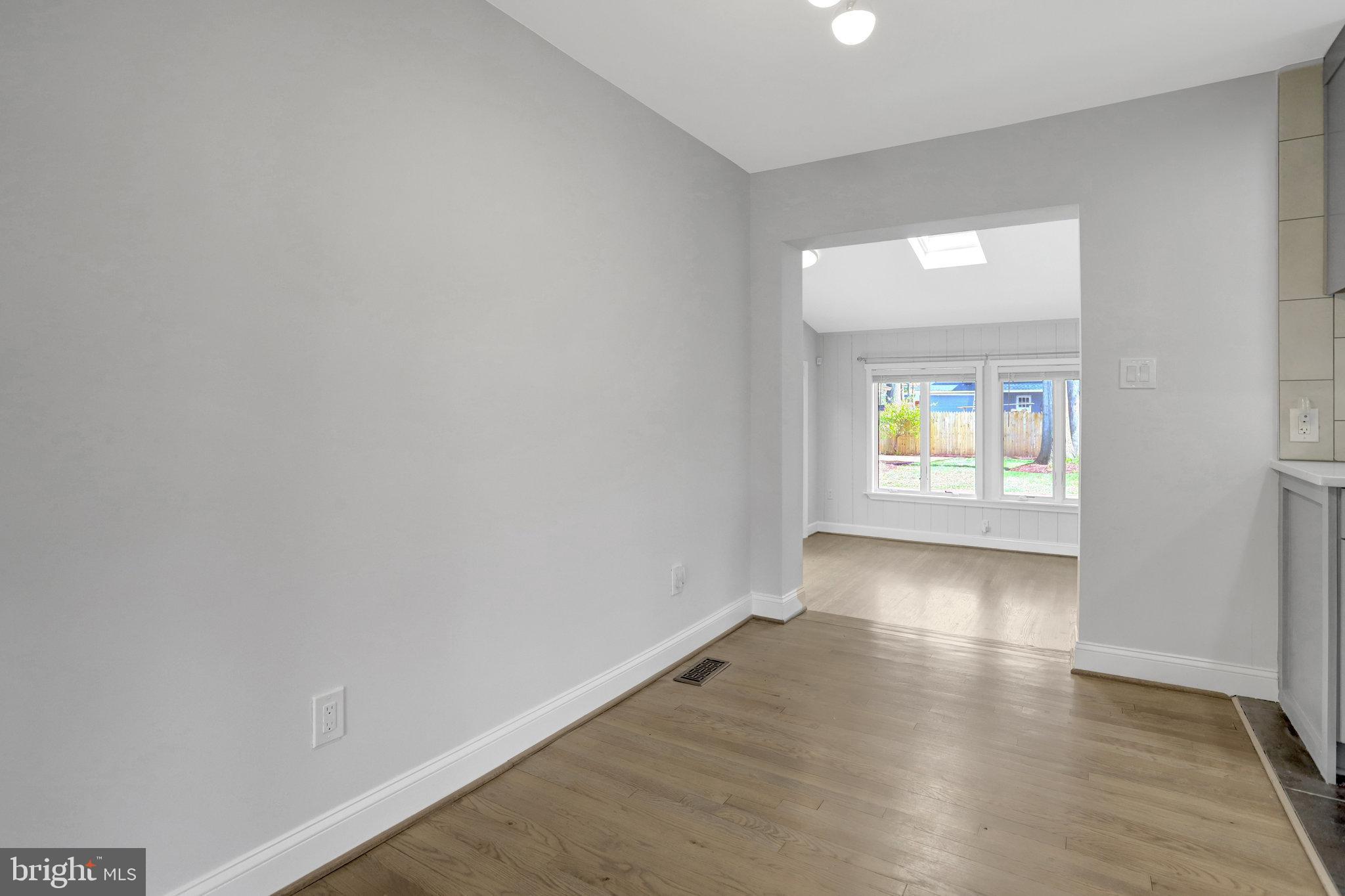 MT VERNON WOODS - Residential Lease