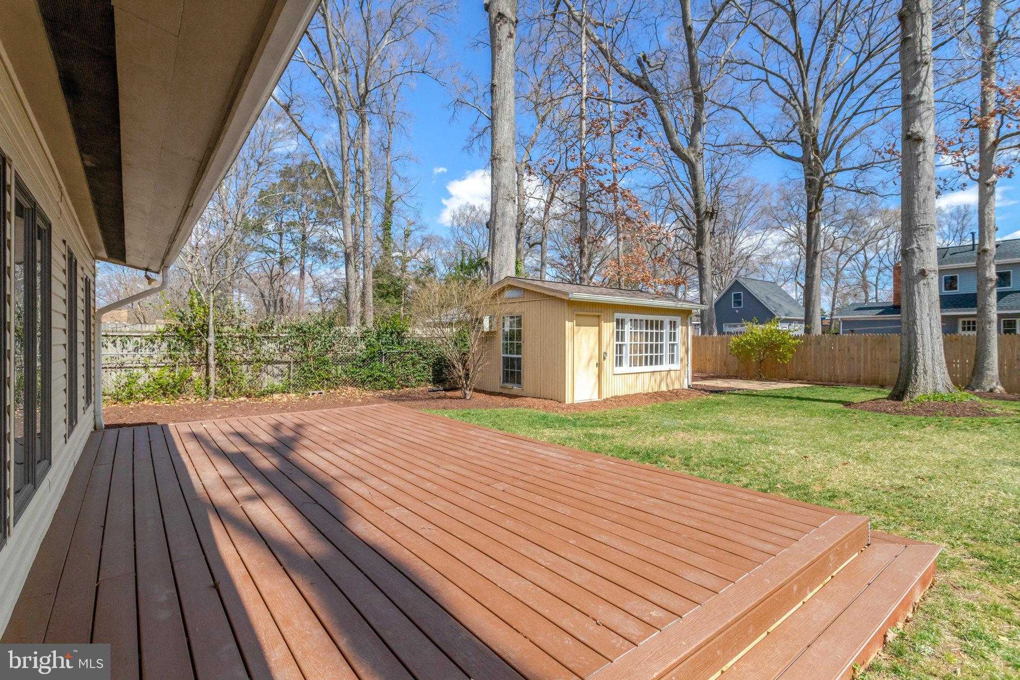 MT VERNON WOODS - Residential Lease