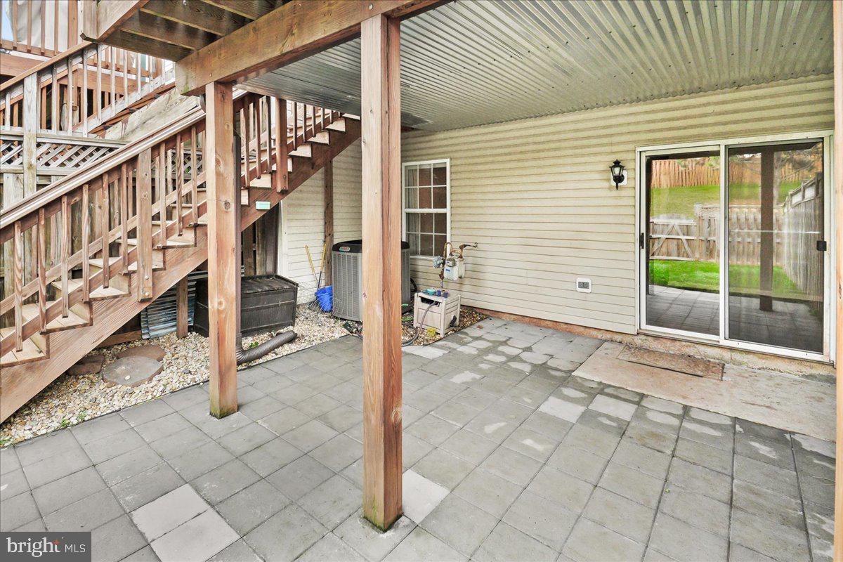 WHITTIER POND - Residential