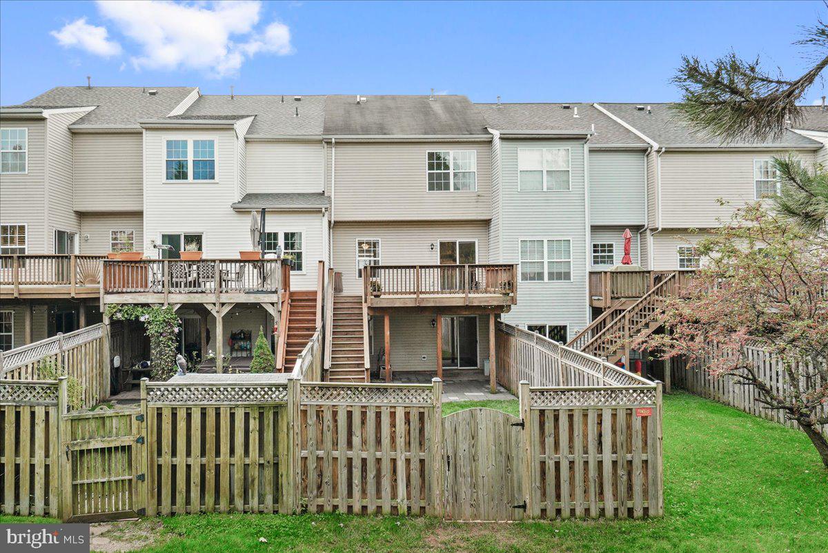 WHITTIER POND - Residential