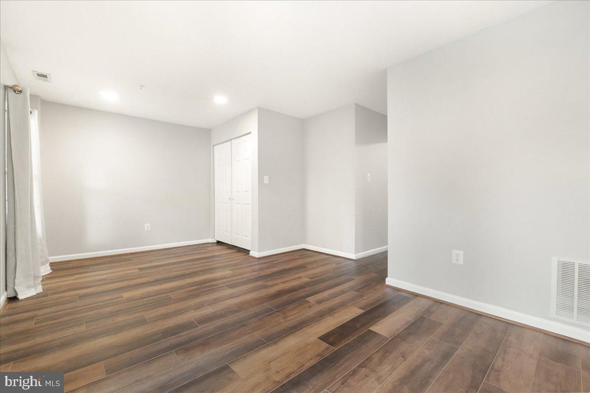 WHITTIER POND - Residential