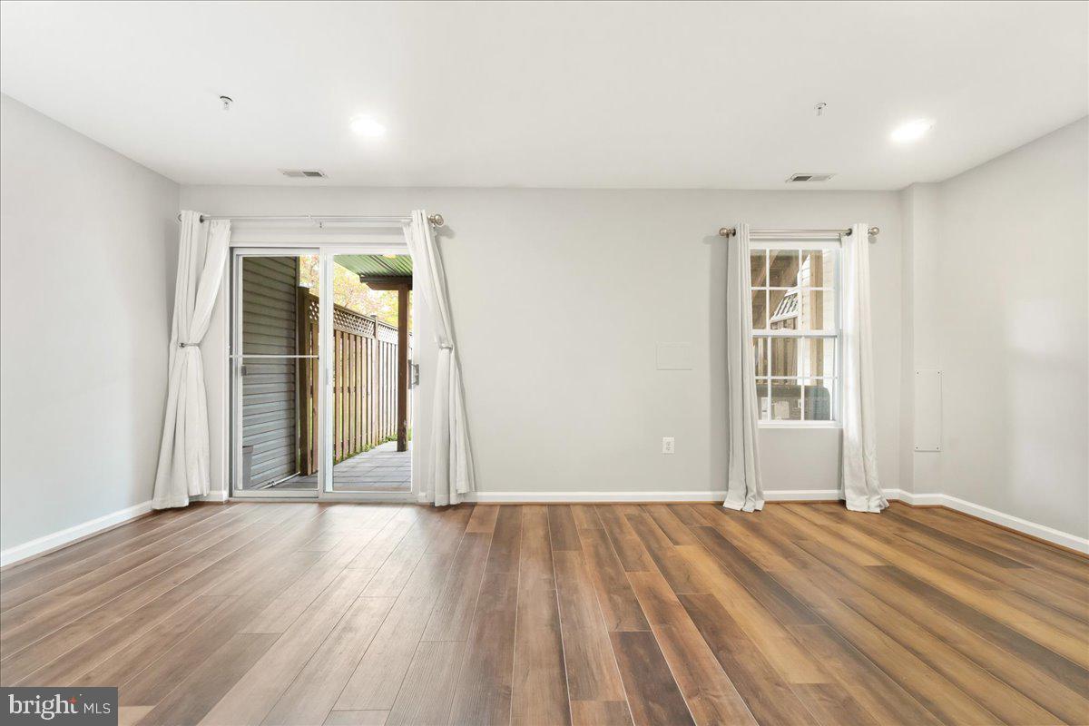 WHITTIER POND - Residential