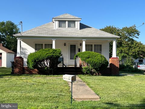 115 LONGSTREET AVENUE FREDERICKSBURG VA 22401