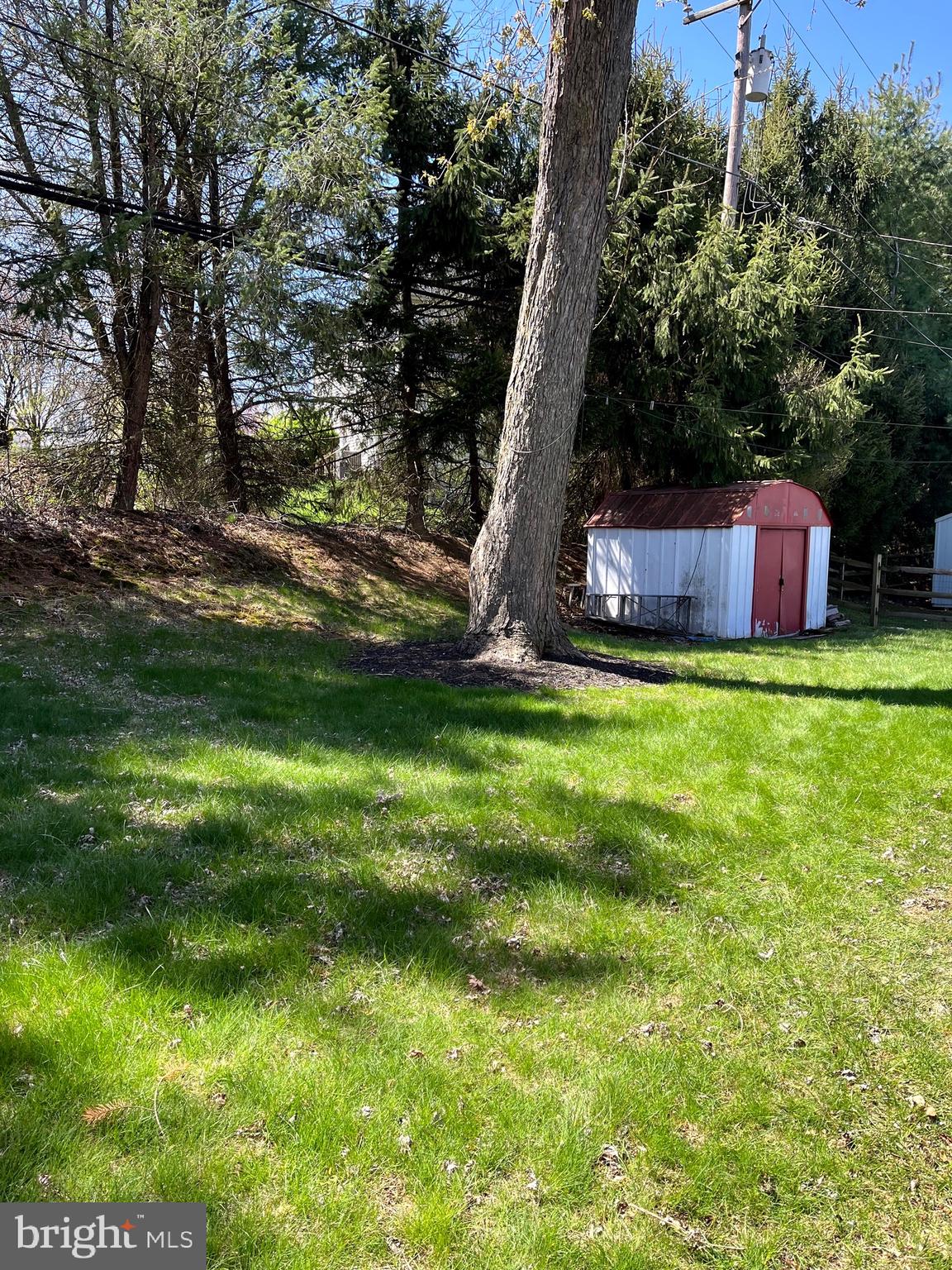 DEKALB MANOR - Residential