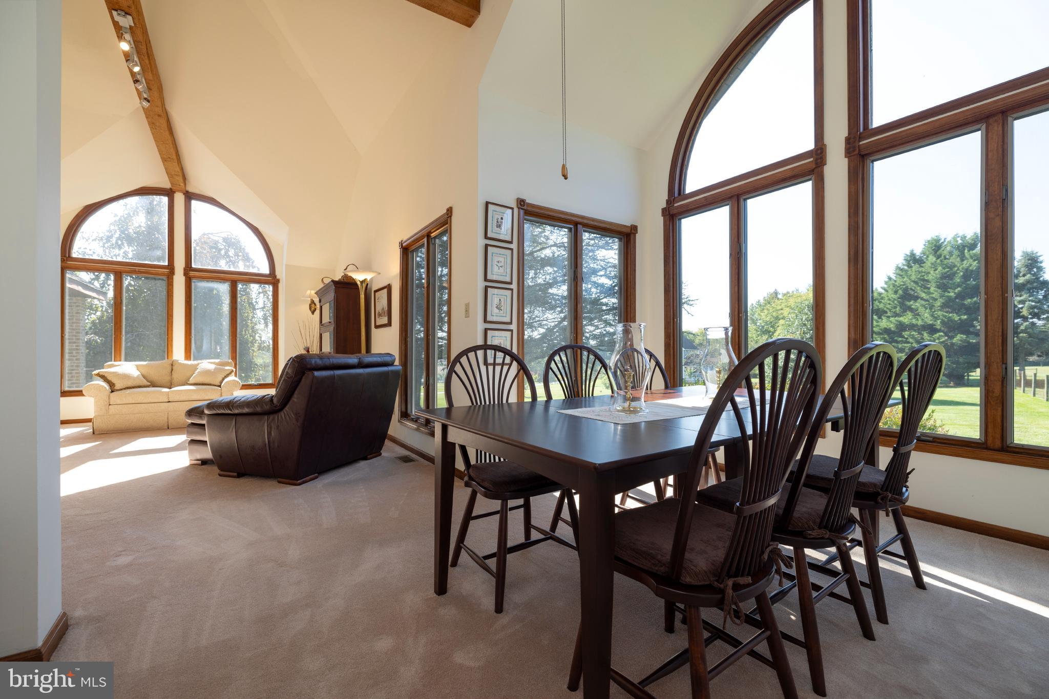 LOMBARD ACRES - Residential