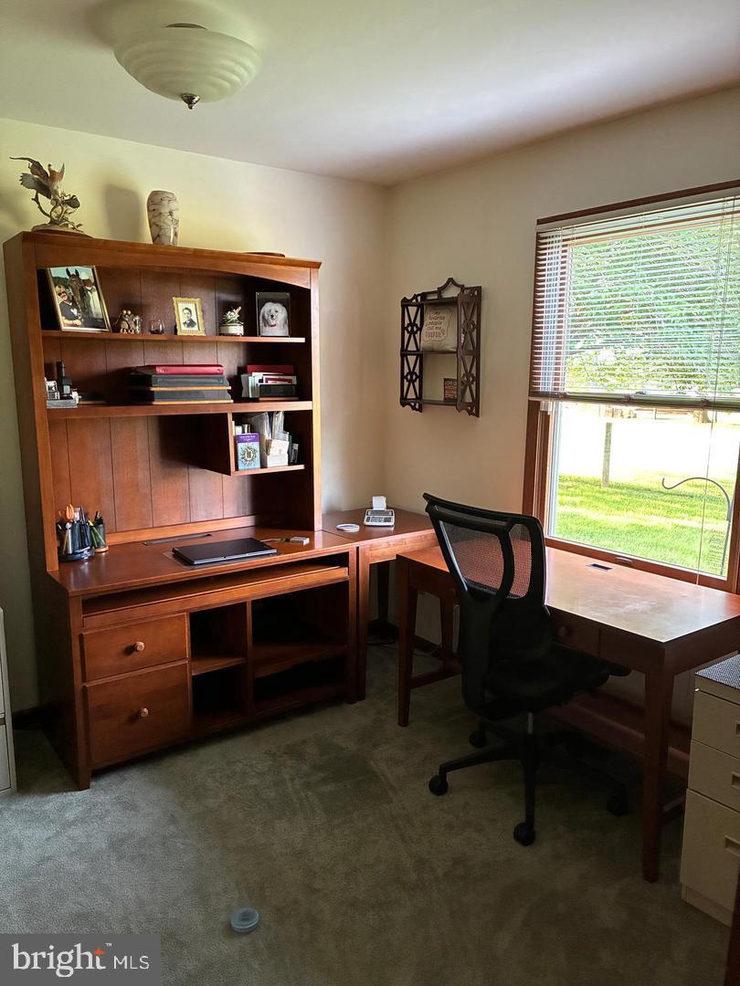 LOMBARD ACRES - Residential