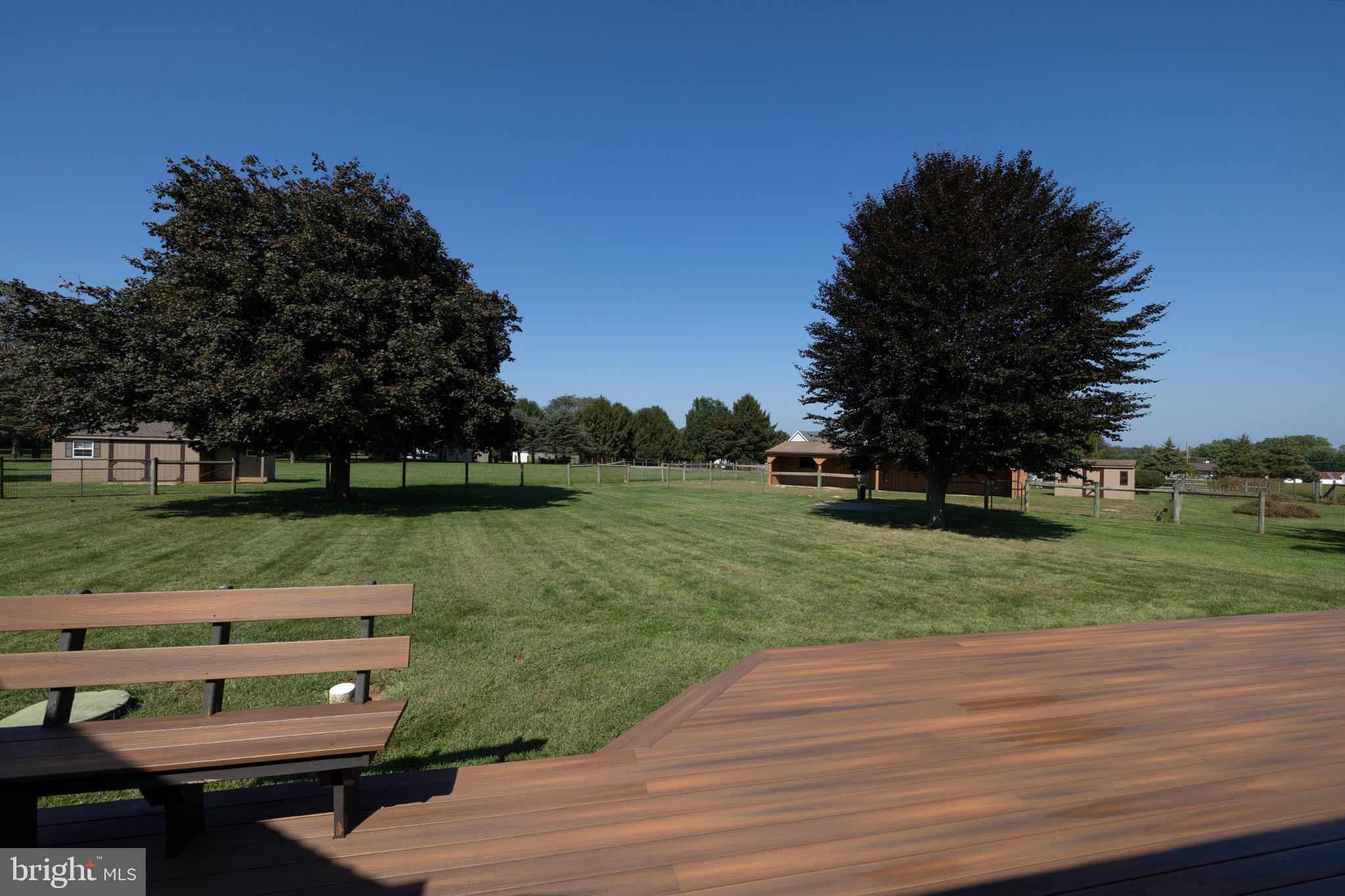 LOMBARD ACRES - Residential