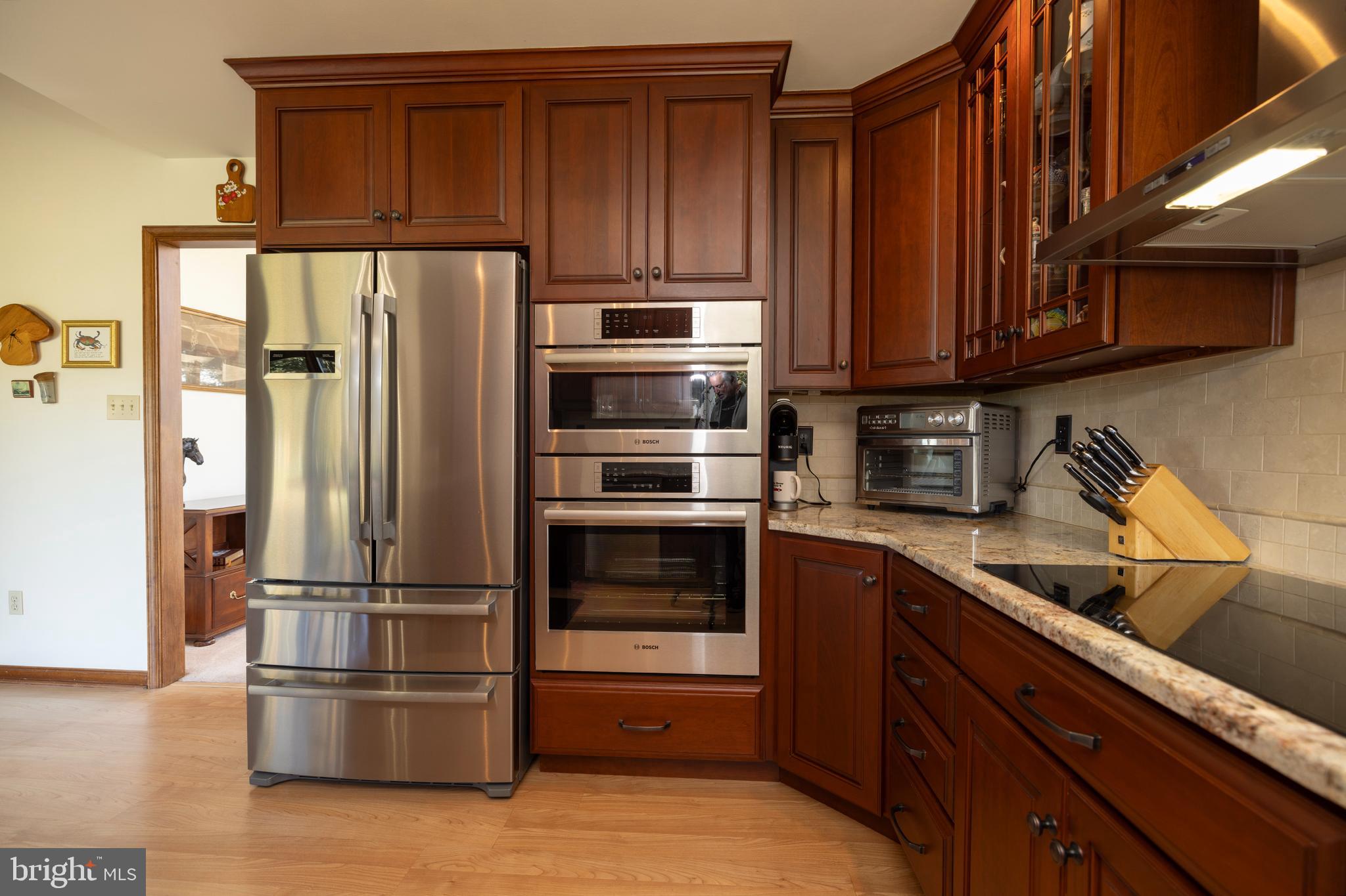 LOMBARD ACRES - Residential