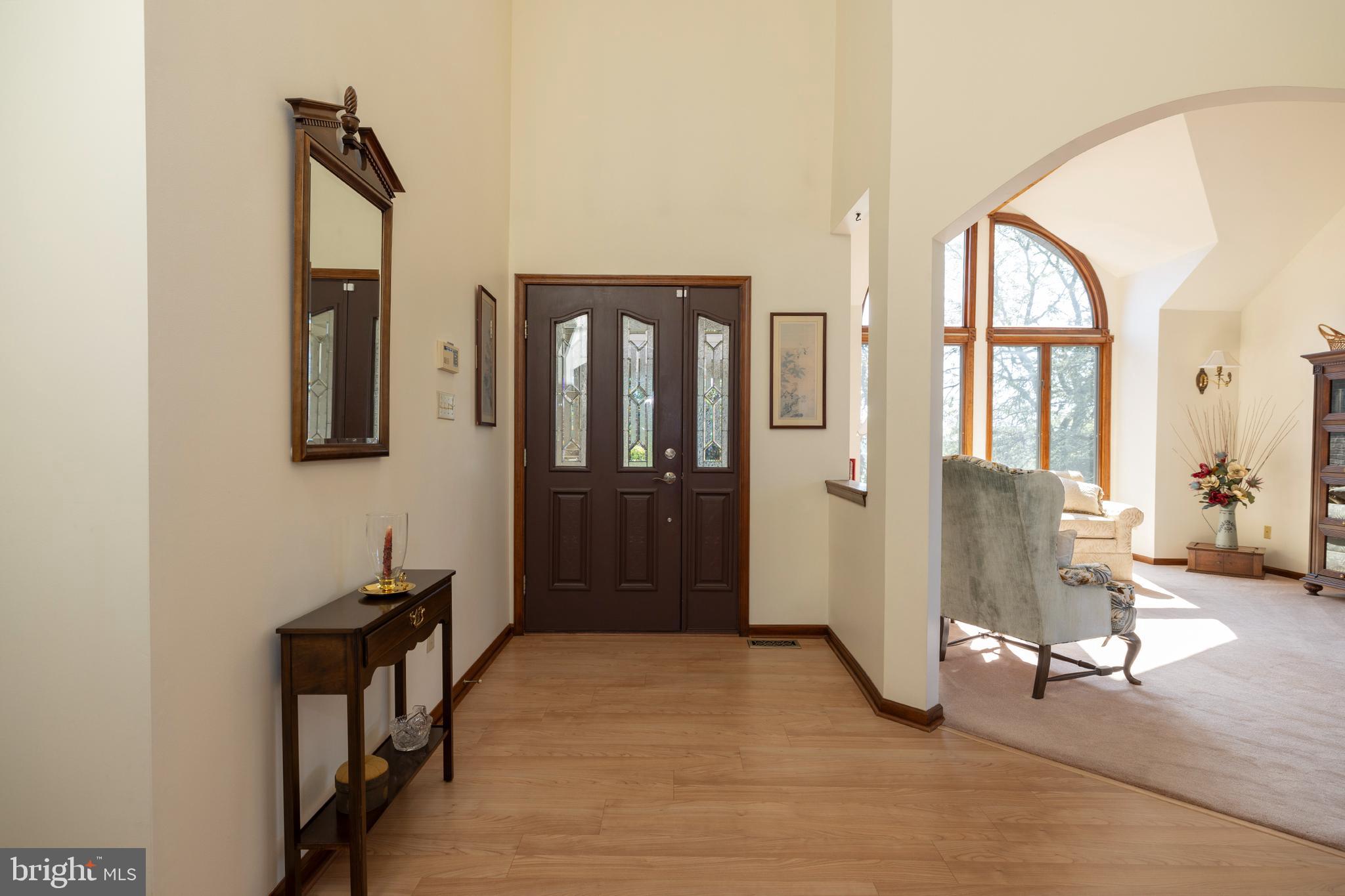 LOMBARD ACRES - Residential