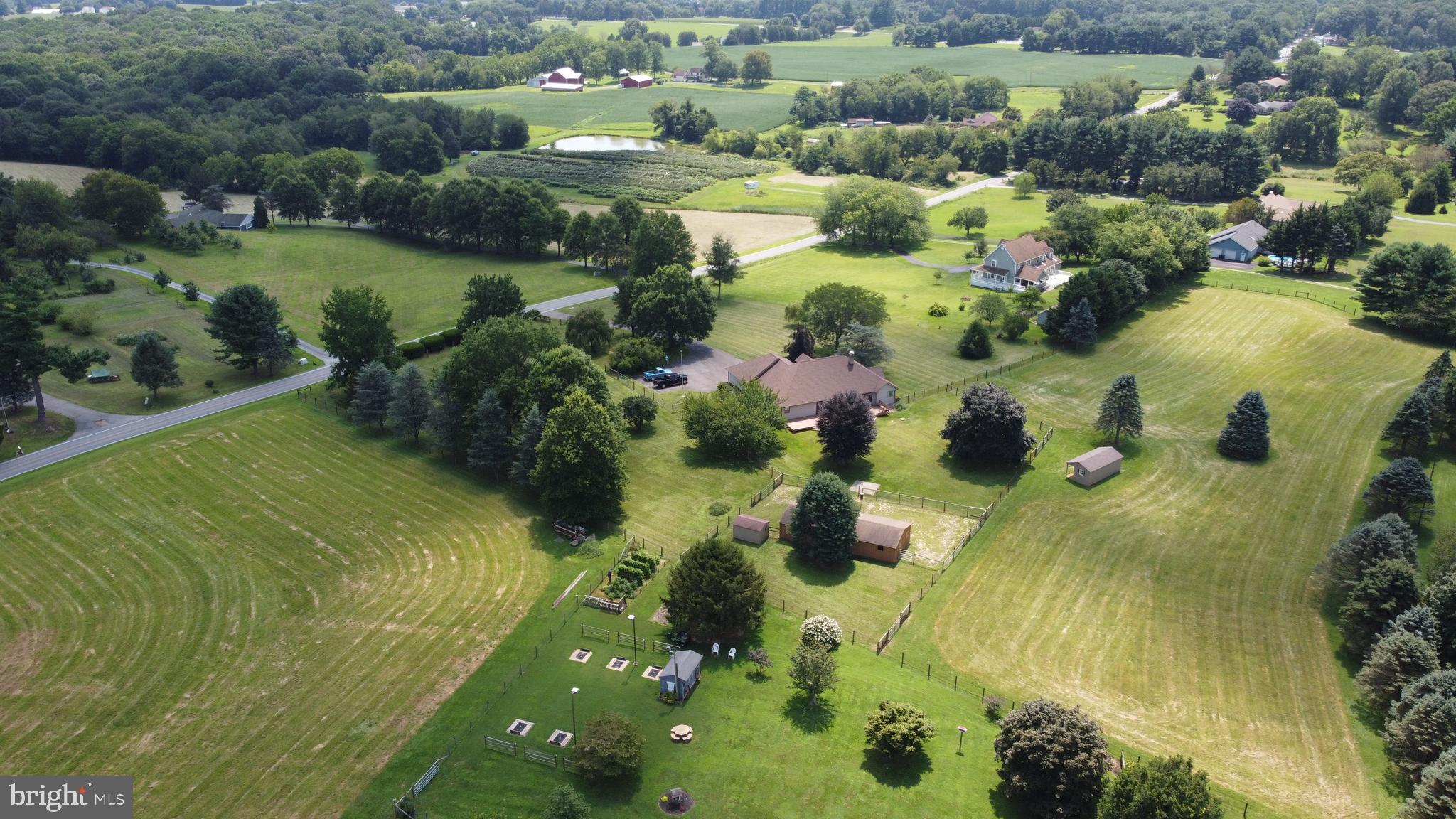 LOMBARD ACRES - Residential