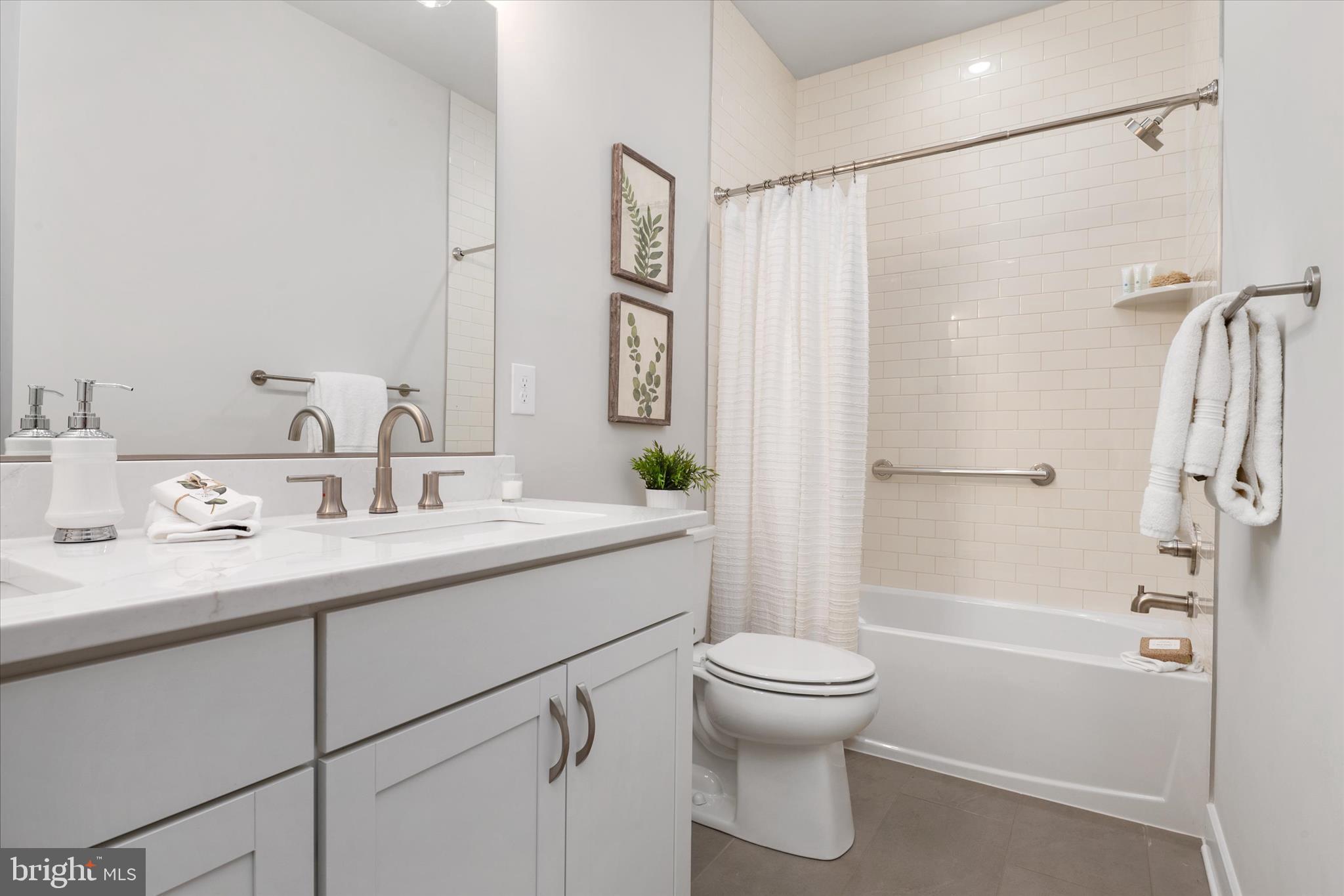 RIVER MARSH - Residential