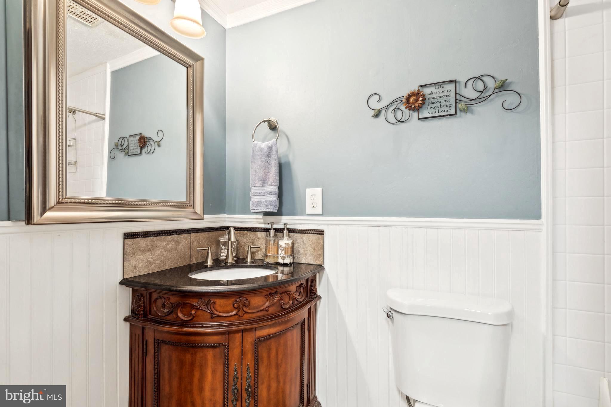 BAY HILLS - Residential