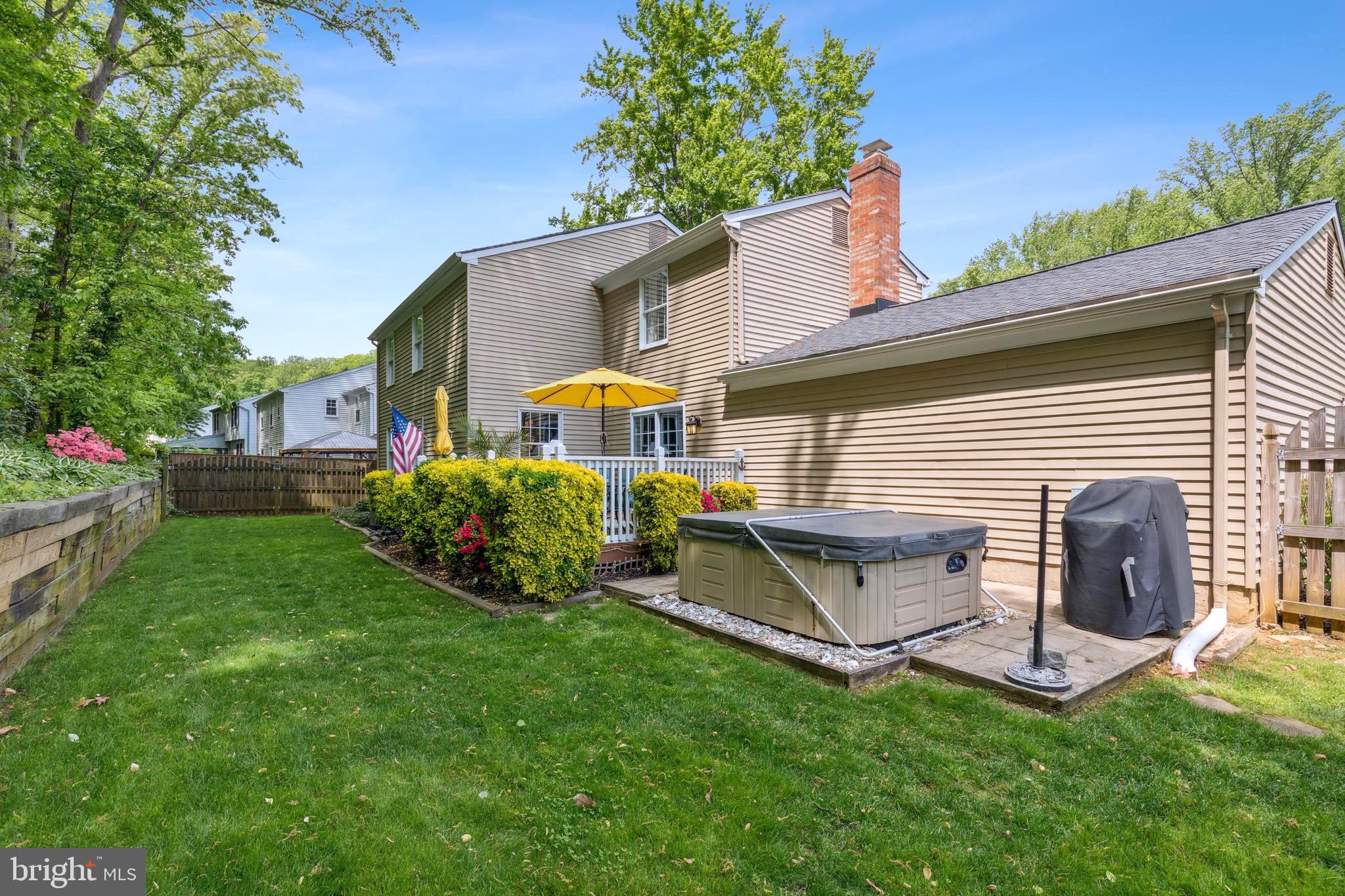 BAY HILLS - Residential