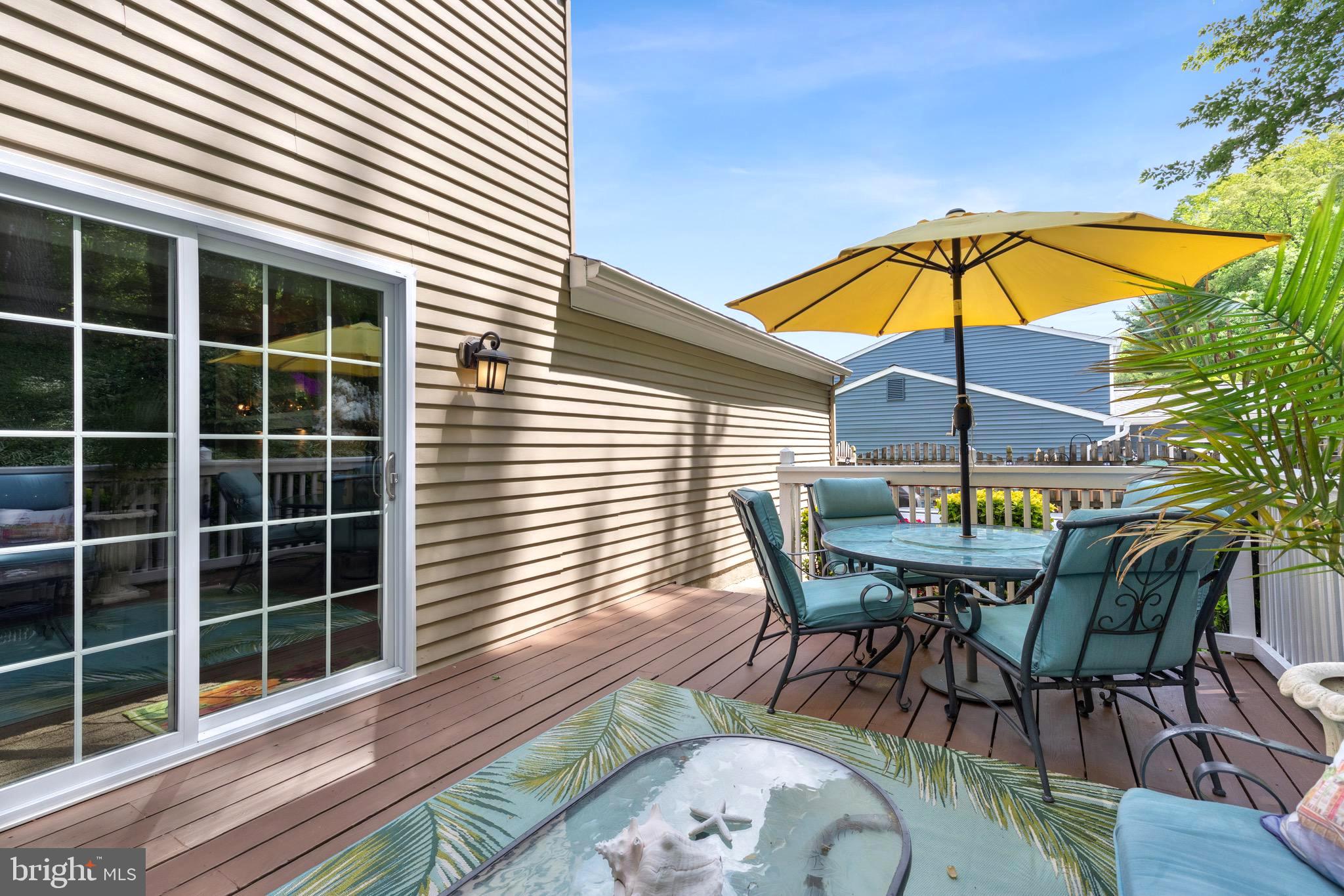 BAY HILLS - Residential