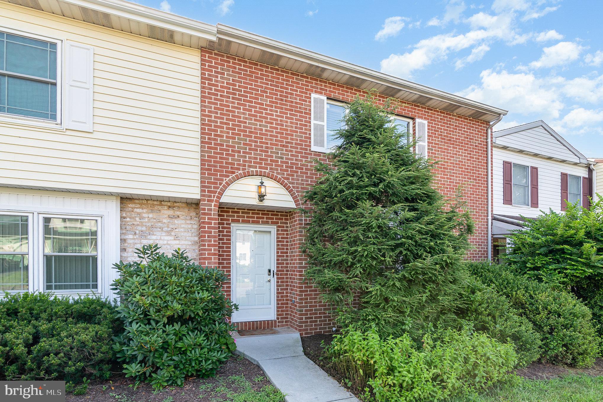 3817 DORA DRIVE