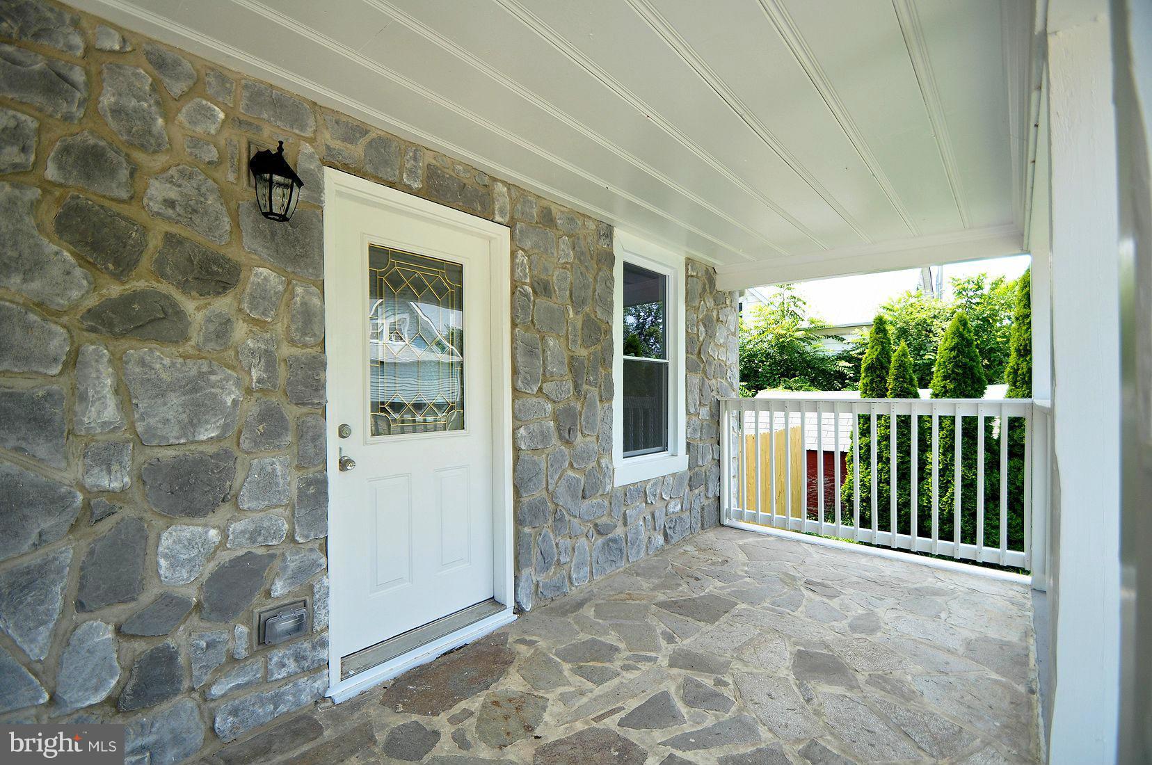 ENGLISH CONSUL ESTATES - Residential