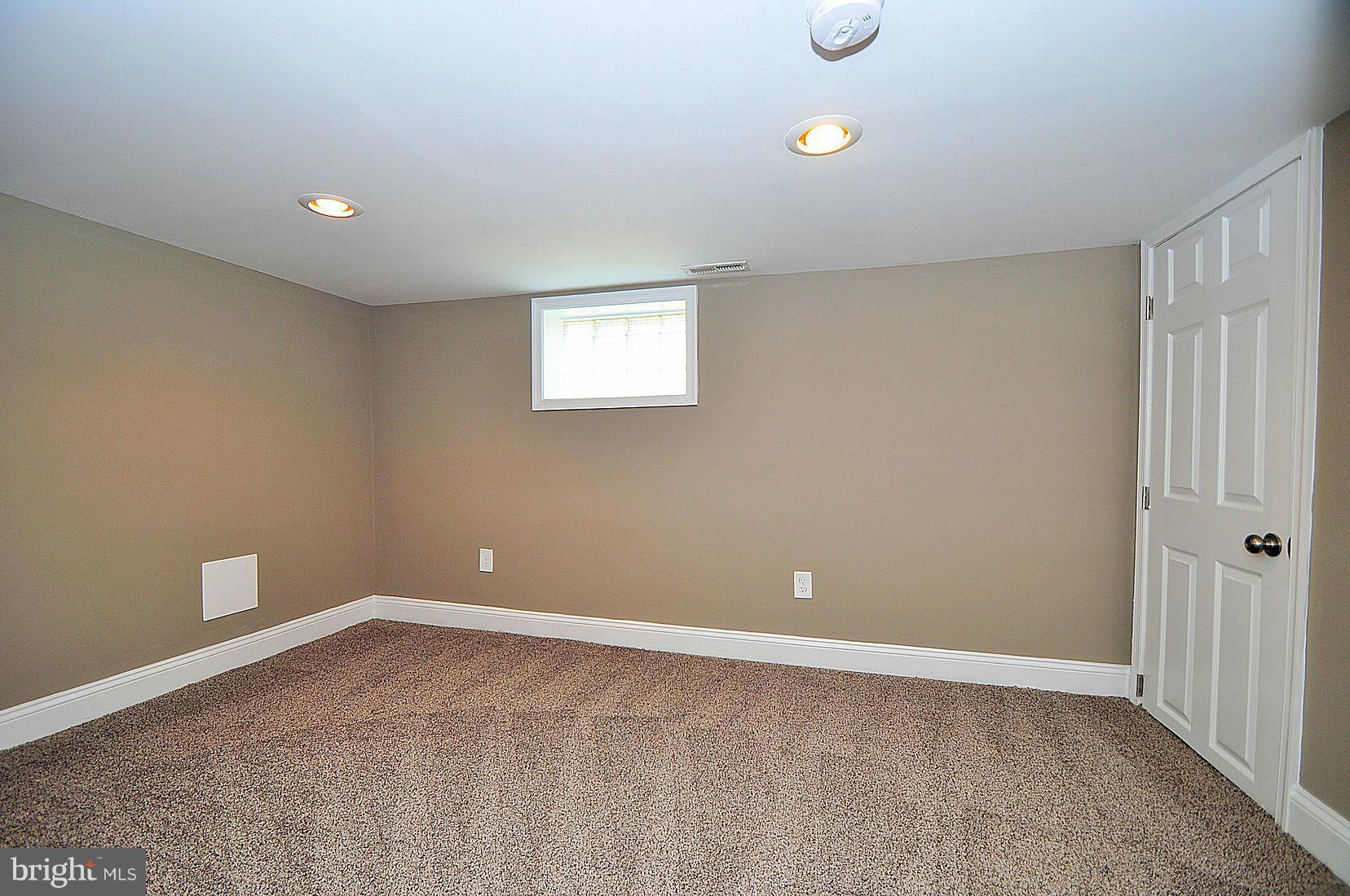 ENGLISH CONSUL ESTATES - Residential