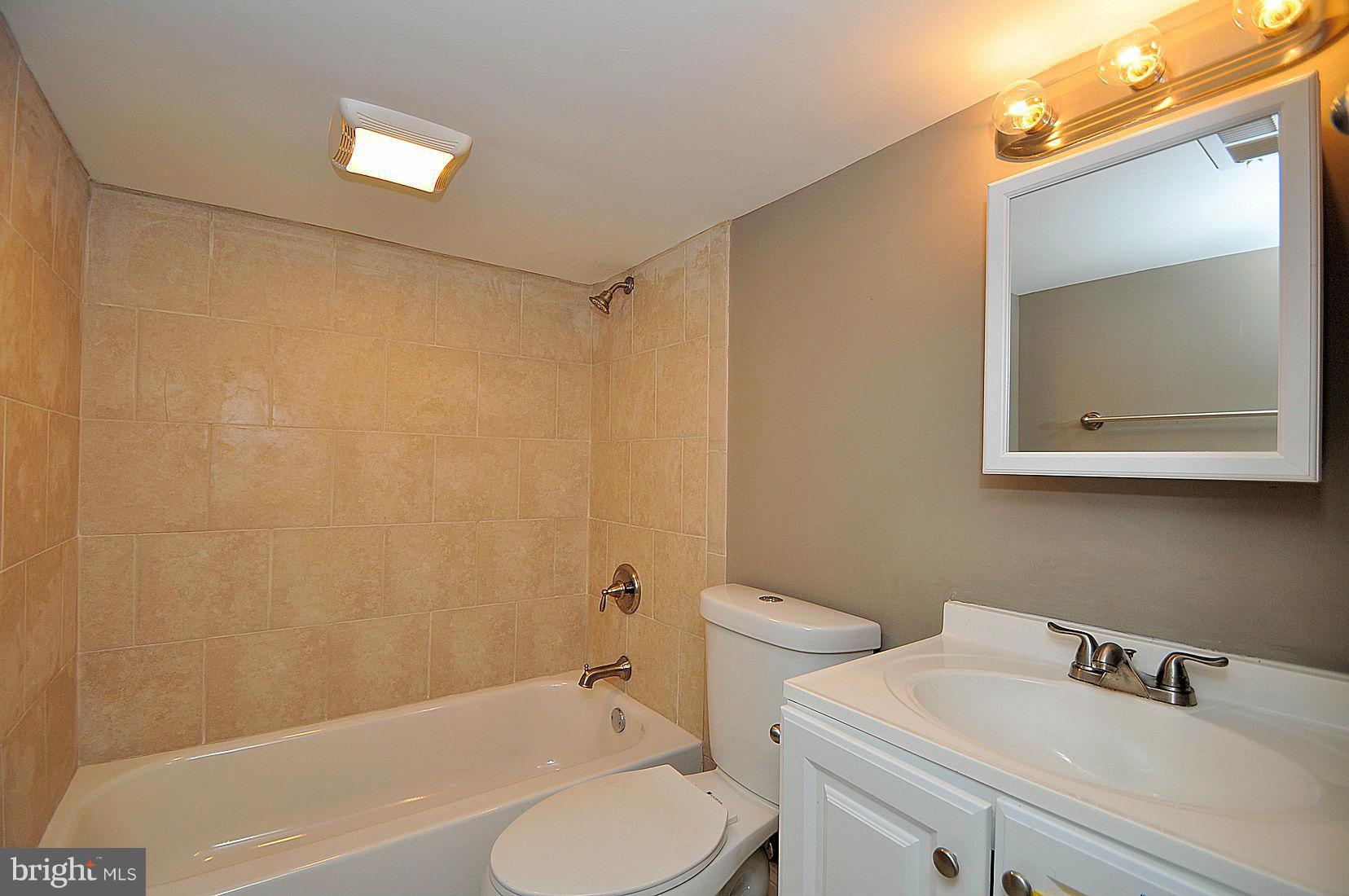 ENGLISH CONSUL ESTATES - Residential