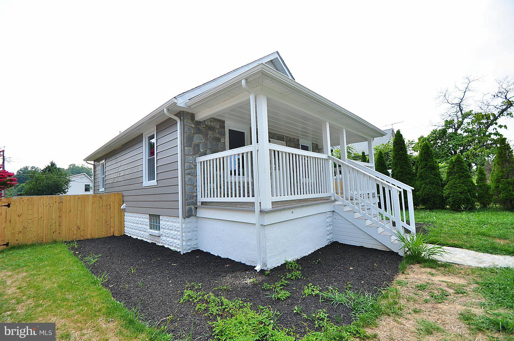 ENGLISH CONSUL ESTATES - Residential