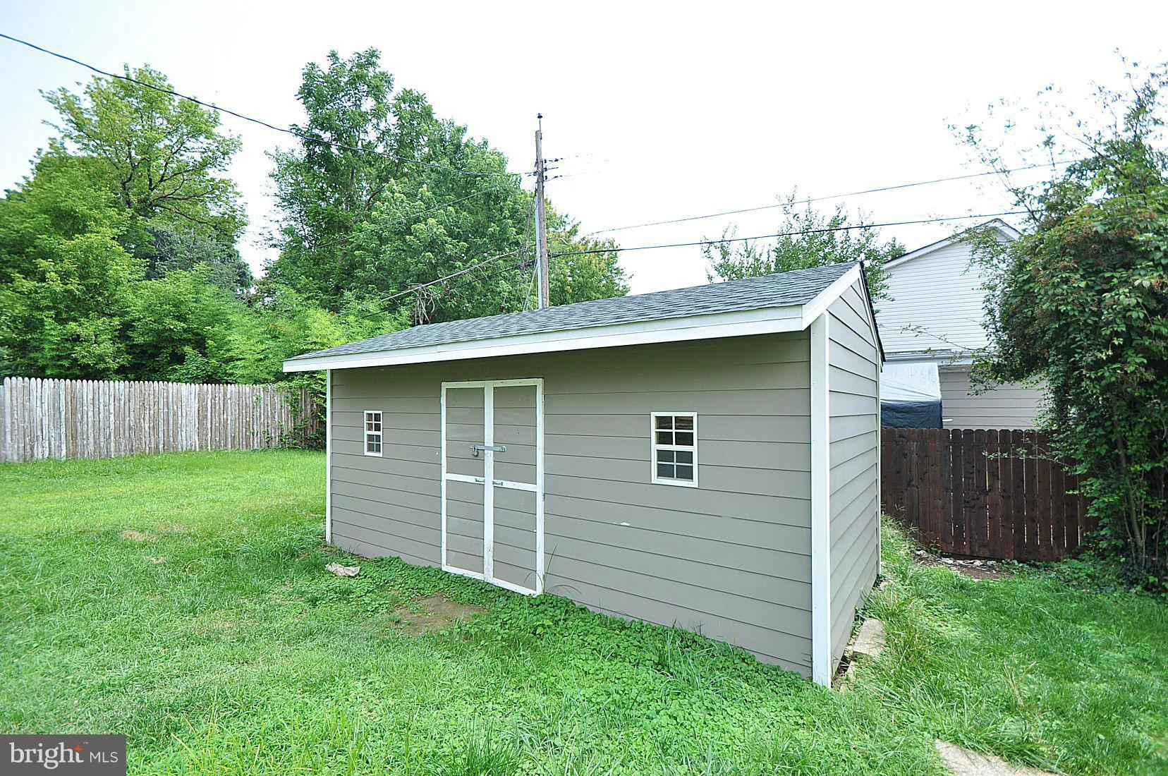 ENGLISH CONSUL ESTATES - Residential