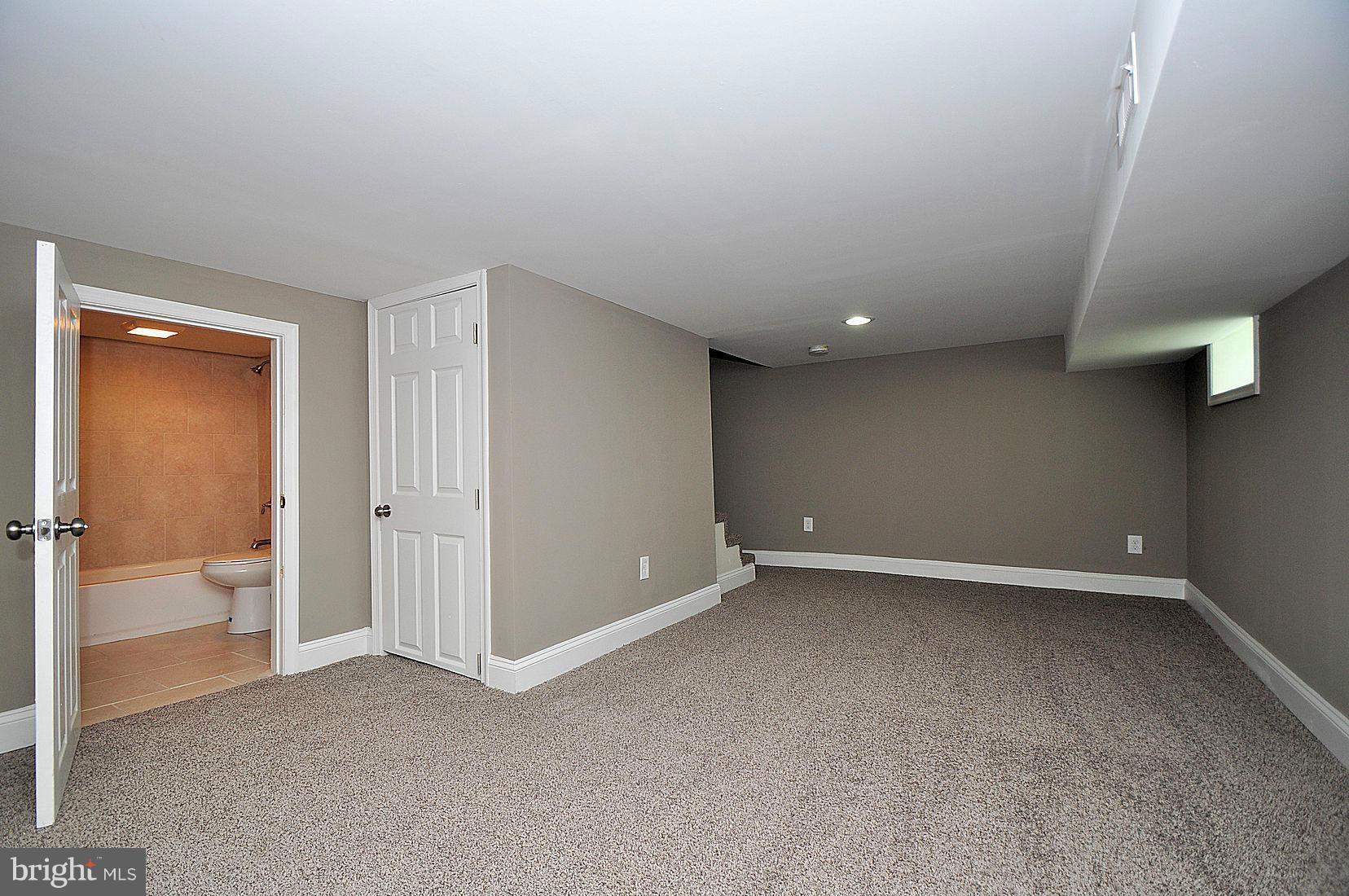 ENGLISH CONSUL ESTATES - Residential