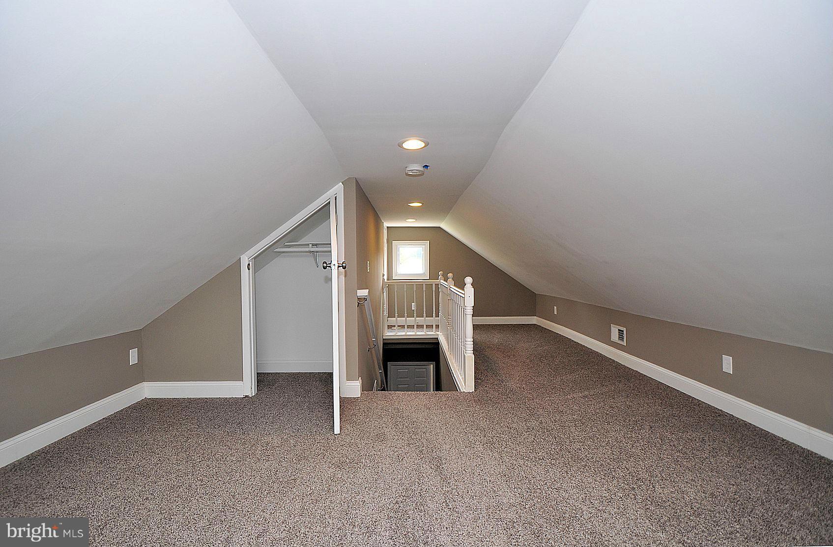 ENGLISH CONSUL ESTATES - Residential