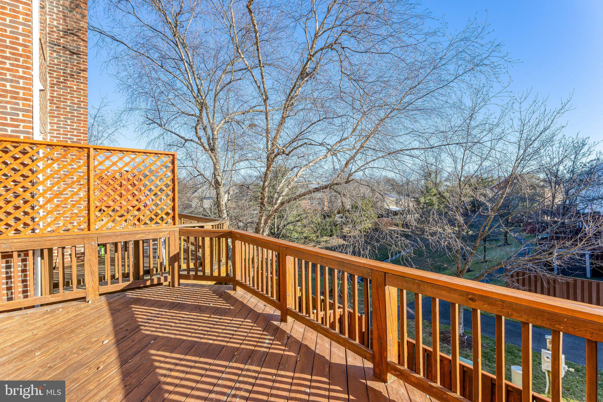 6489 SHARON KAY COURT