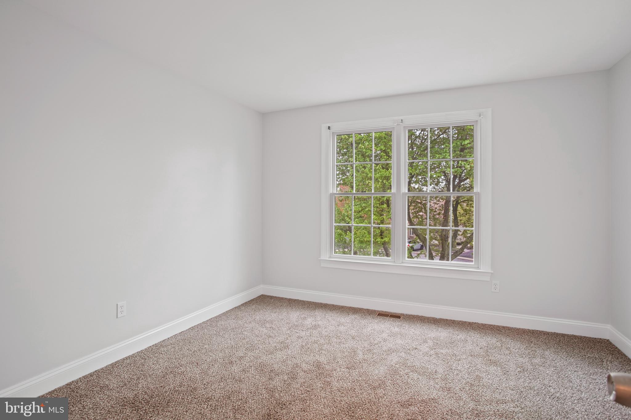 KNOLLS OF BIRMINGH - Residential