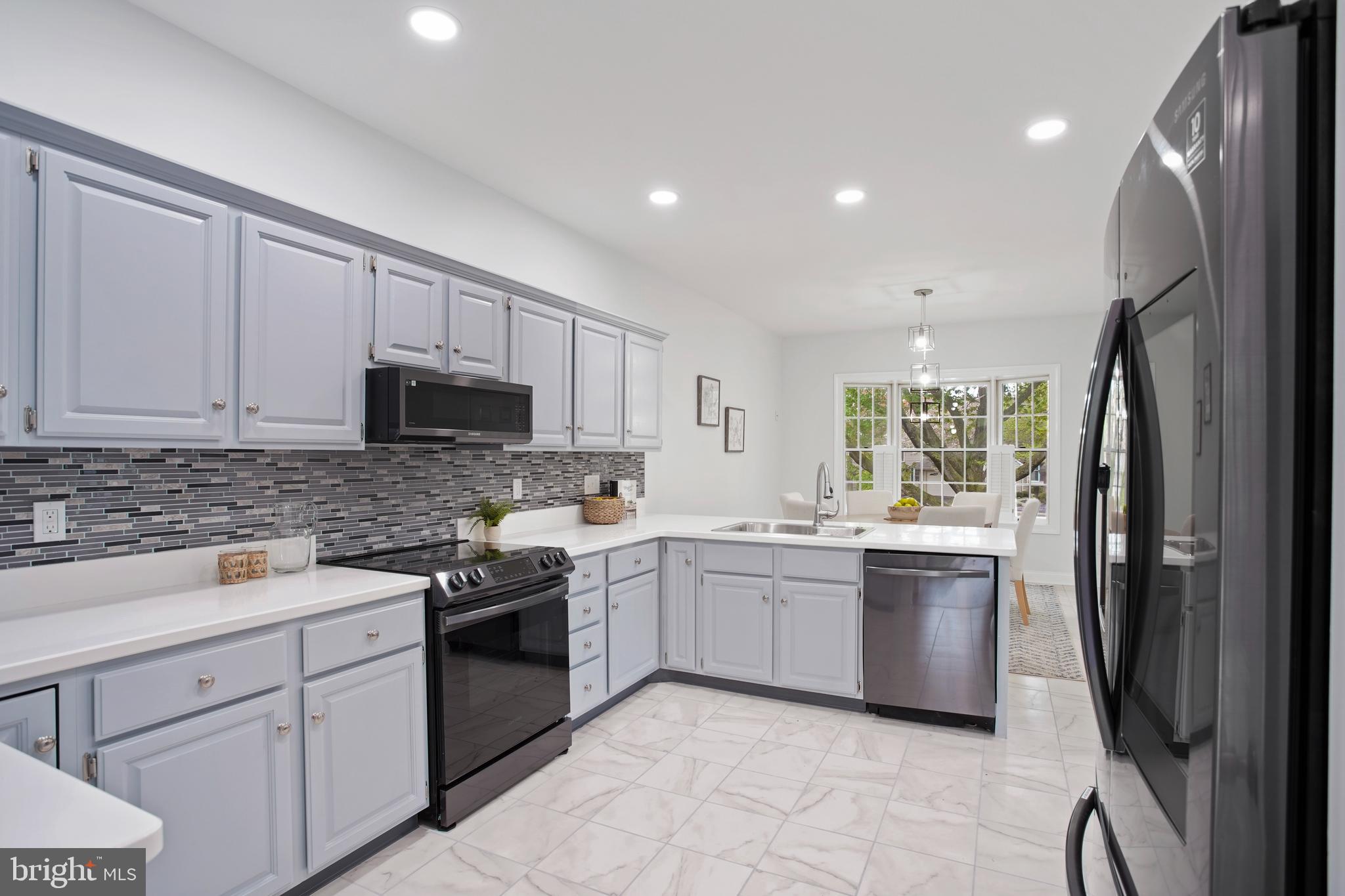 KNOLLS OF BIRMINGH - Residential