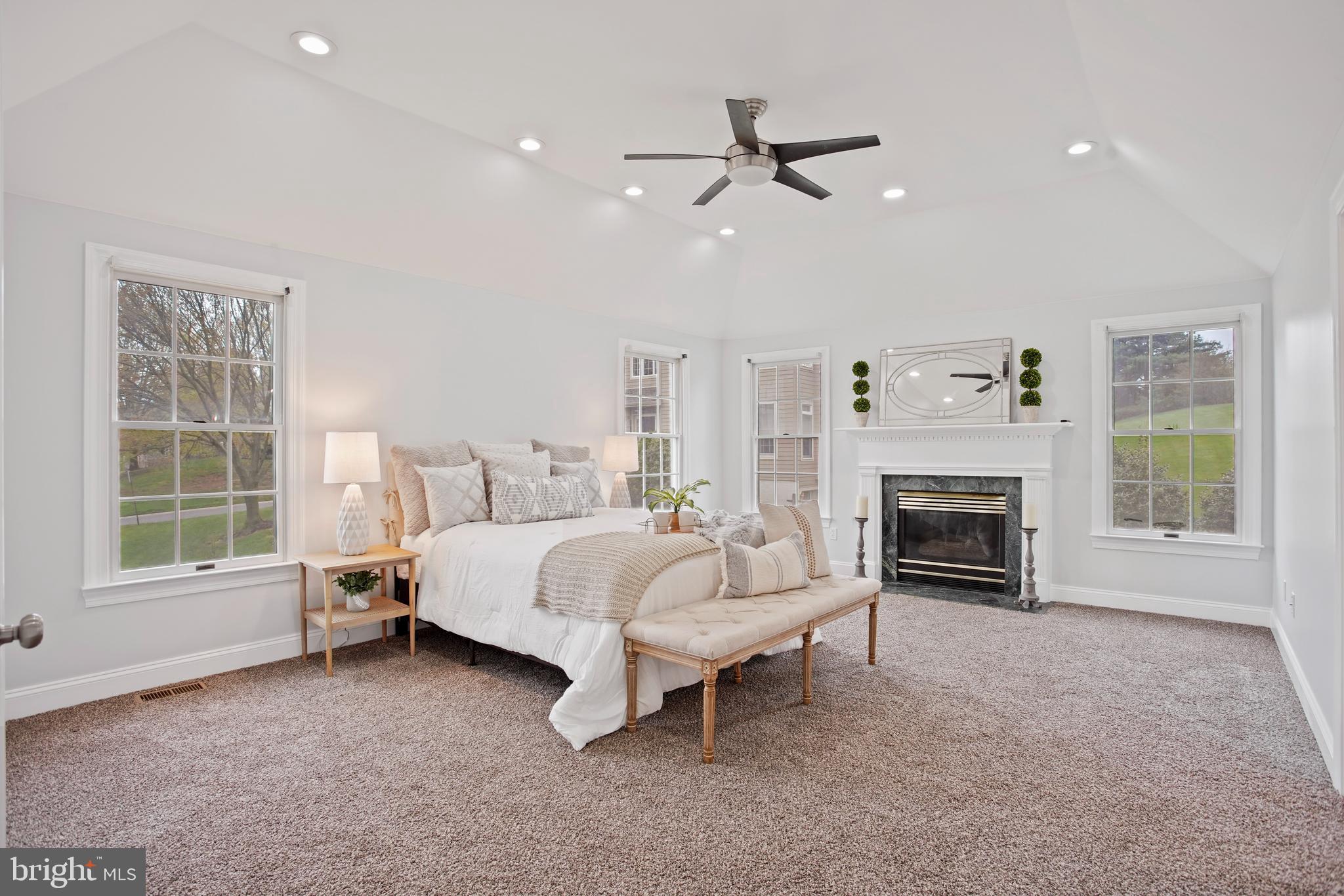 KNOLLS OF BIRMINGH - Residential