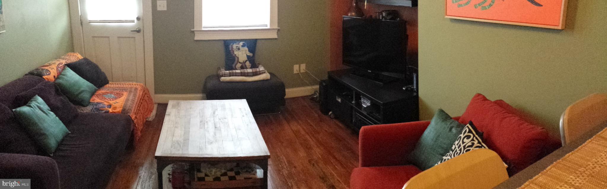 GREEKTOWN - Residential Lease