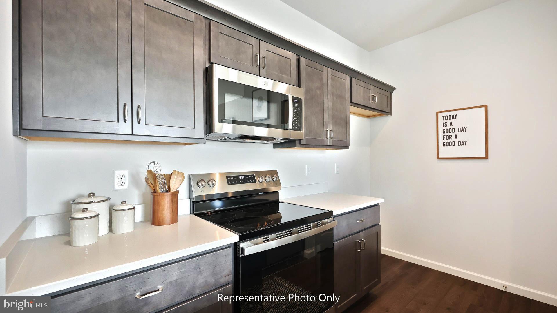 MERIDIAN HEIGHTS - Residential