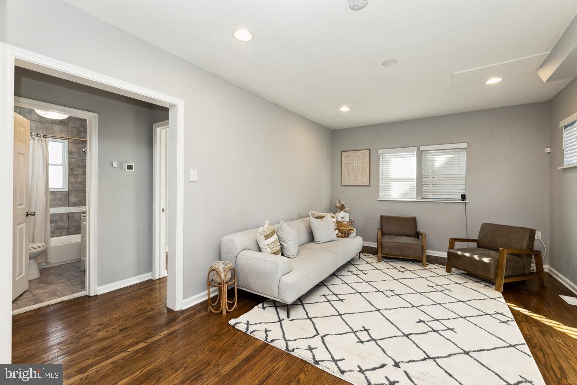 DISTRICT HEIGHTS - Residential