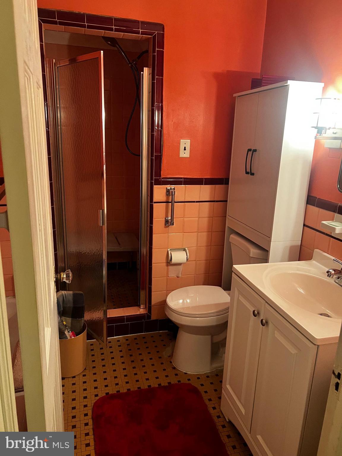 WEST OAK LANE - Residential