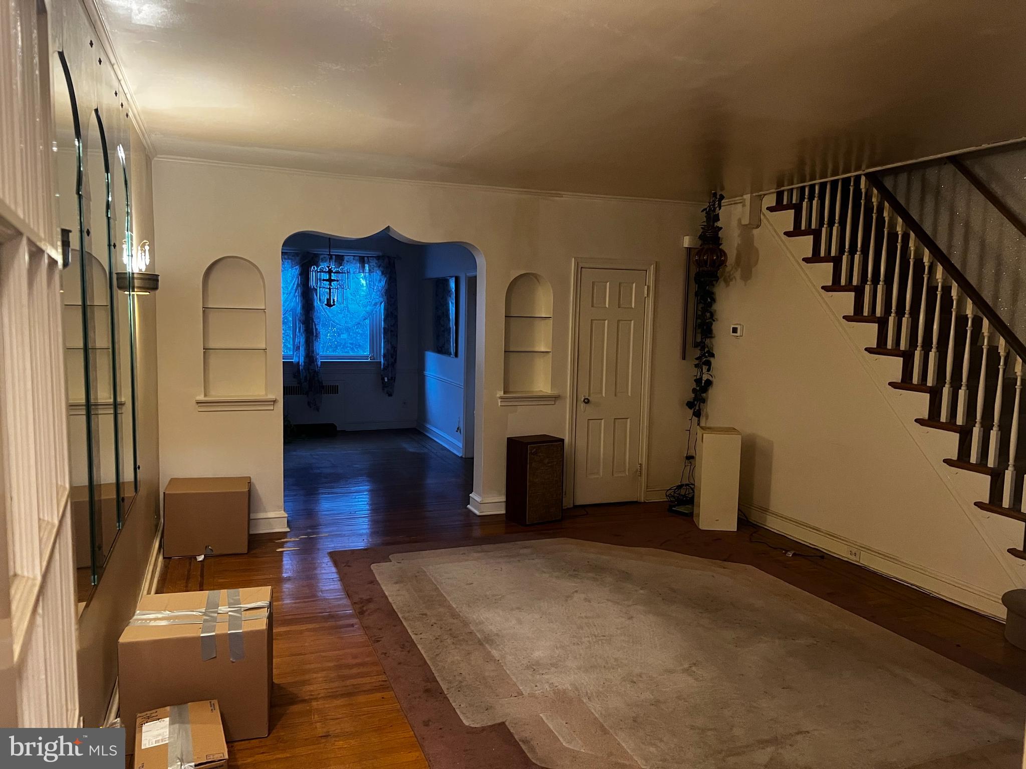 WEST OAK LANE - Residential