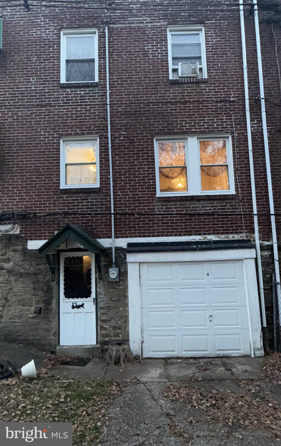 WEST OAK LANE - Residential