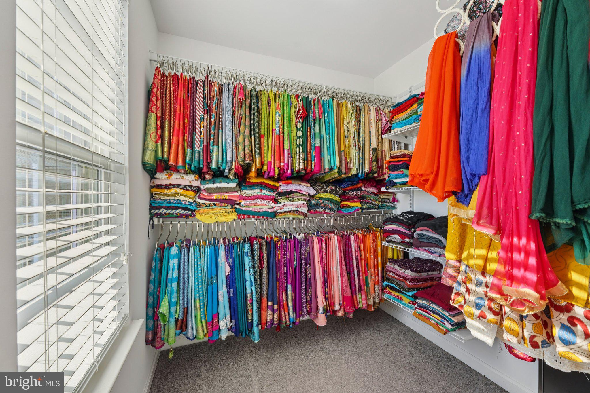 MONTGOMERY SQUARE - Residential