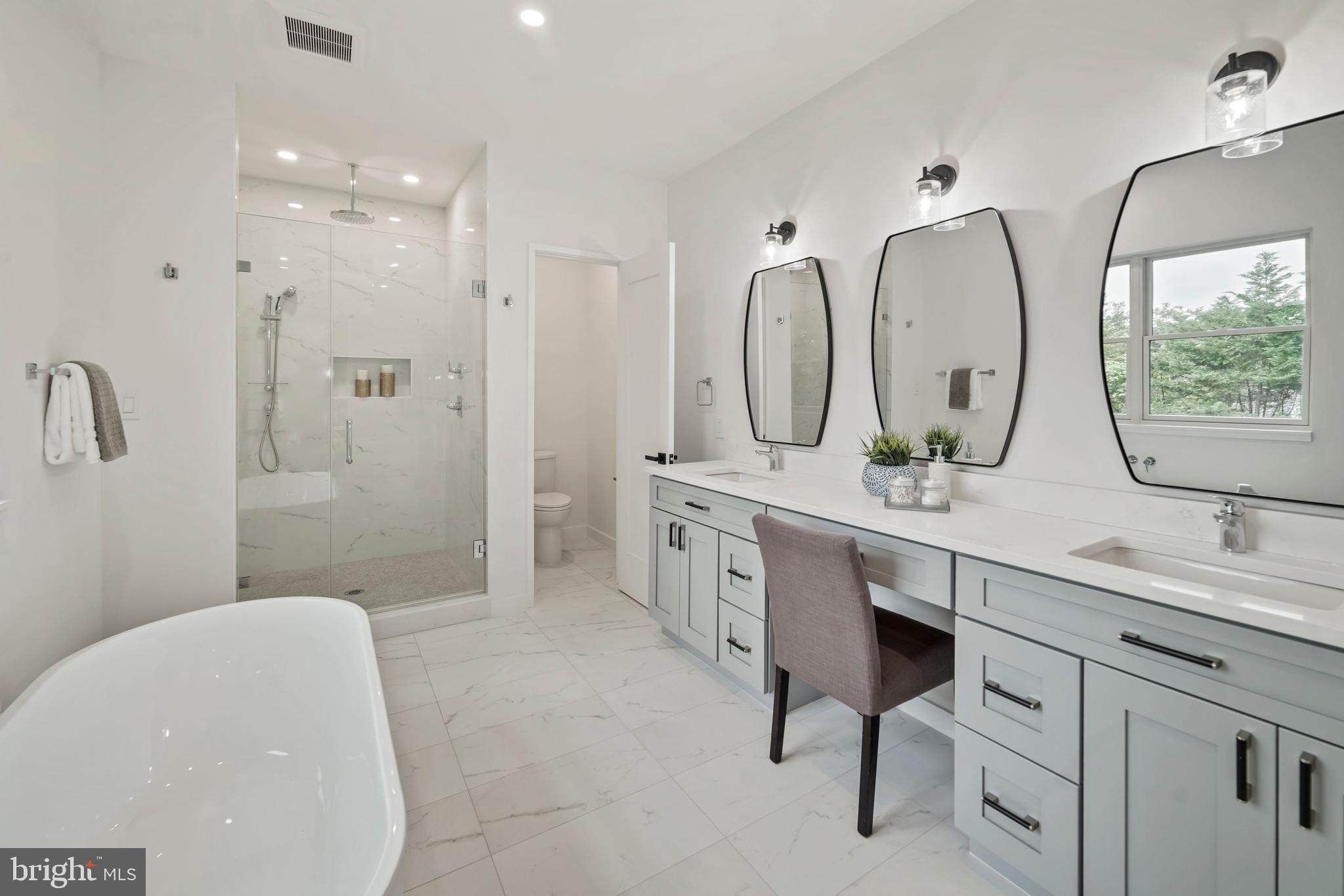 BRADMOOR - Residential