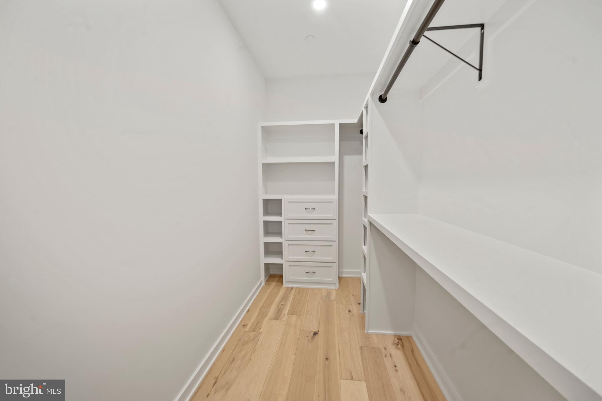 BRADMOOR - Residential